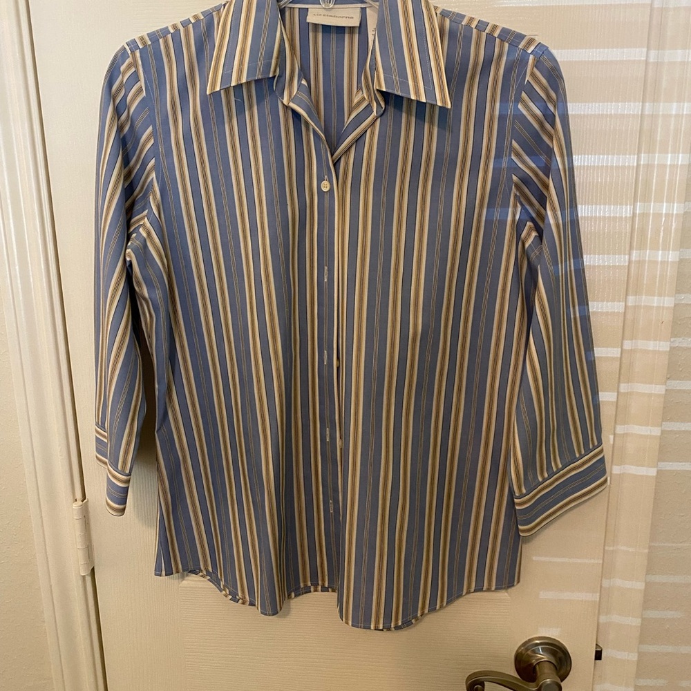 Liz Claiborne Blue and White Casual Button Down Shirt